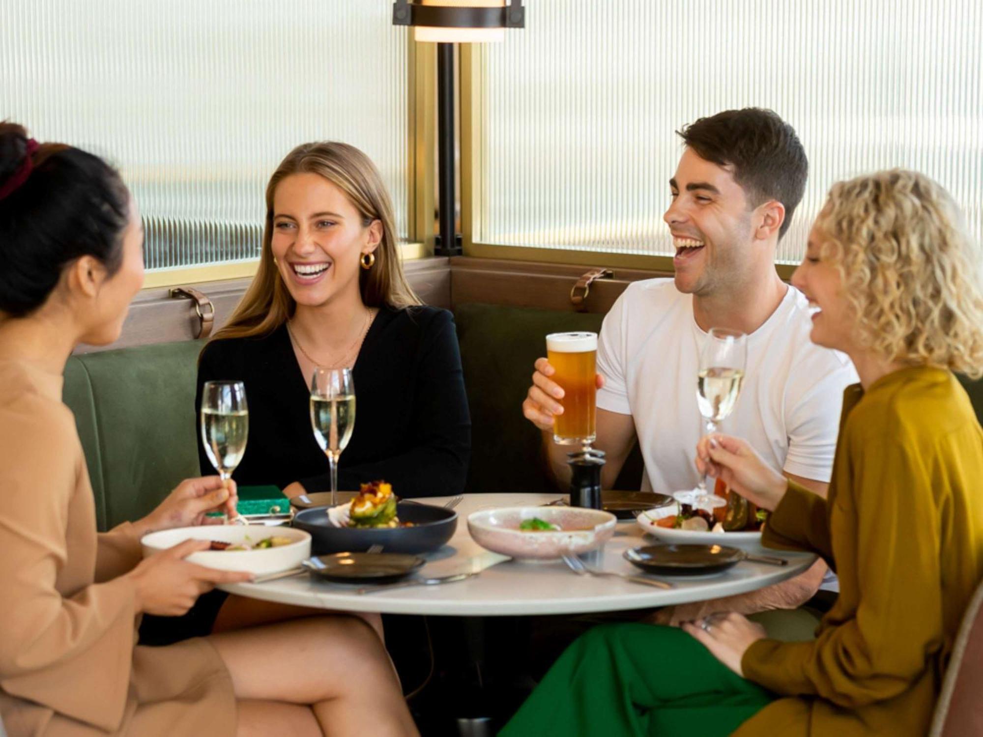 The William Inglis Mgallery Warwick Farm Exterior foto The Terrace Bar