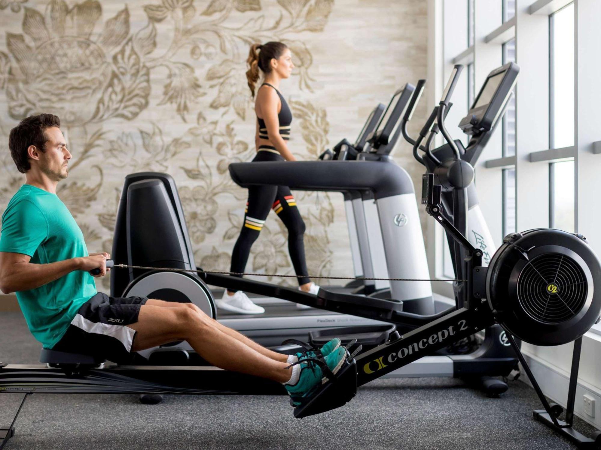 The William Inglis Mgallery Warwick Farm Exterior foto A Concept 2 model C in a gym