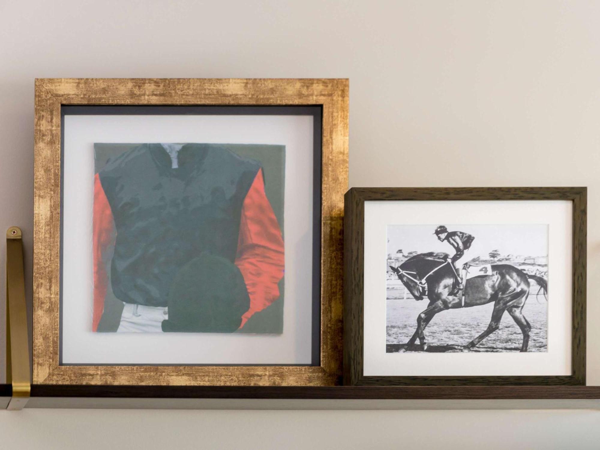 The William Inglis Mgallery Warwick Farm Exterior foto Framed photographs
